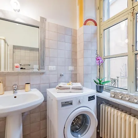 Dream House Daire Cuneo